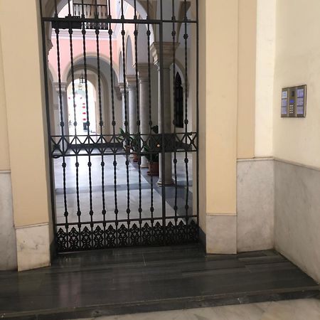 Apartamento Semi-Industrial Palacio Castilla Jerez de la Frontera Exterior photo